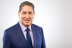 Dr. Edgar Cajas